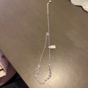 Silver plated leaf flower drop necklace with pearls